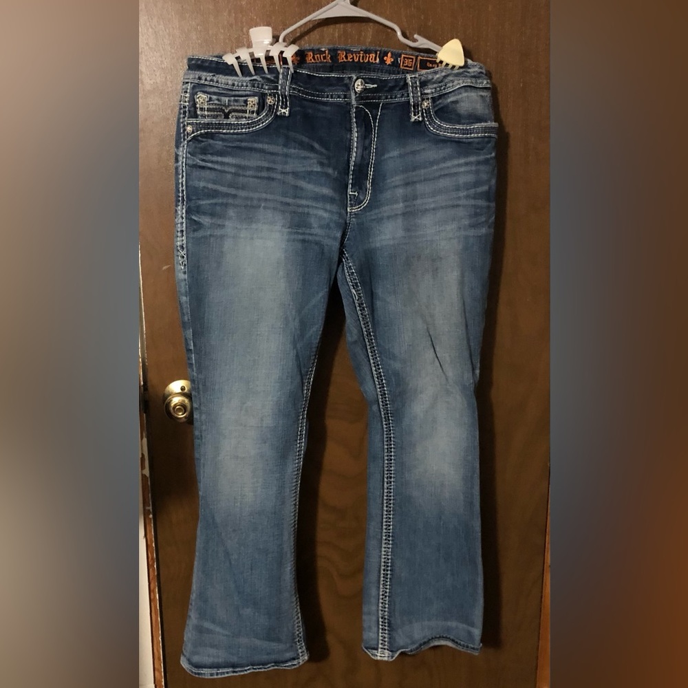 Women’s Rock Revival Jeans “Anzelie”
